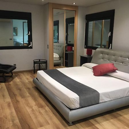 Hotel Fabrik Humanes de Madrid Kültér fotó