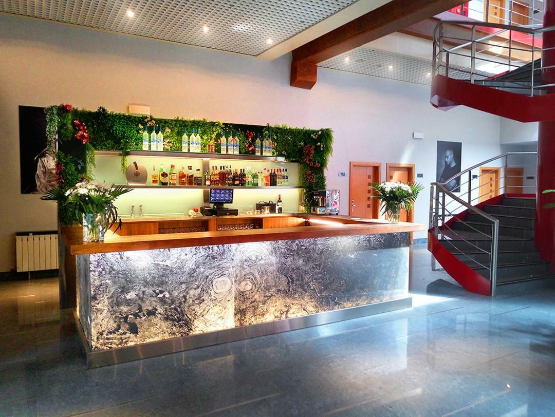 Hotel Fabrik Humanes de Madrid Kültér fotó